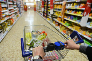 Acoustic engineering for retail image by1000 Words (via Shutterstock).